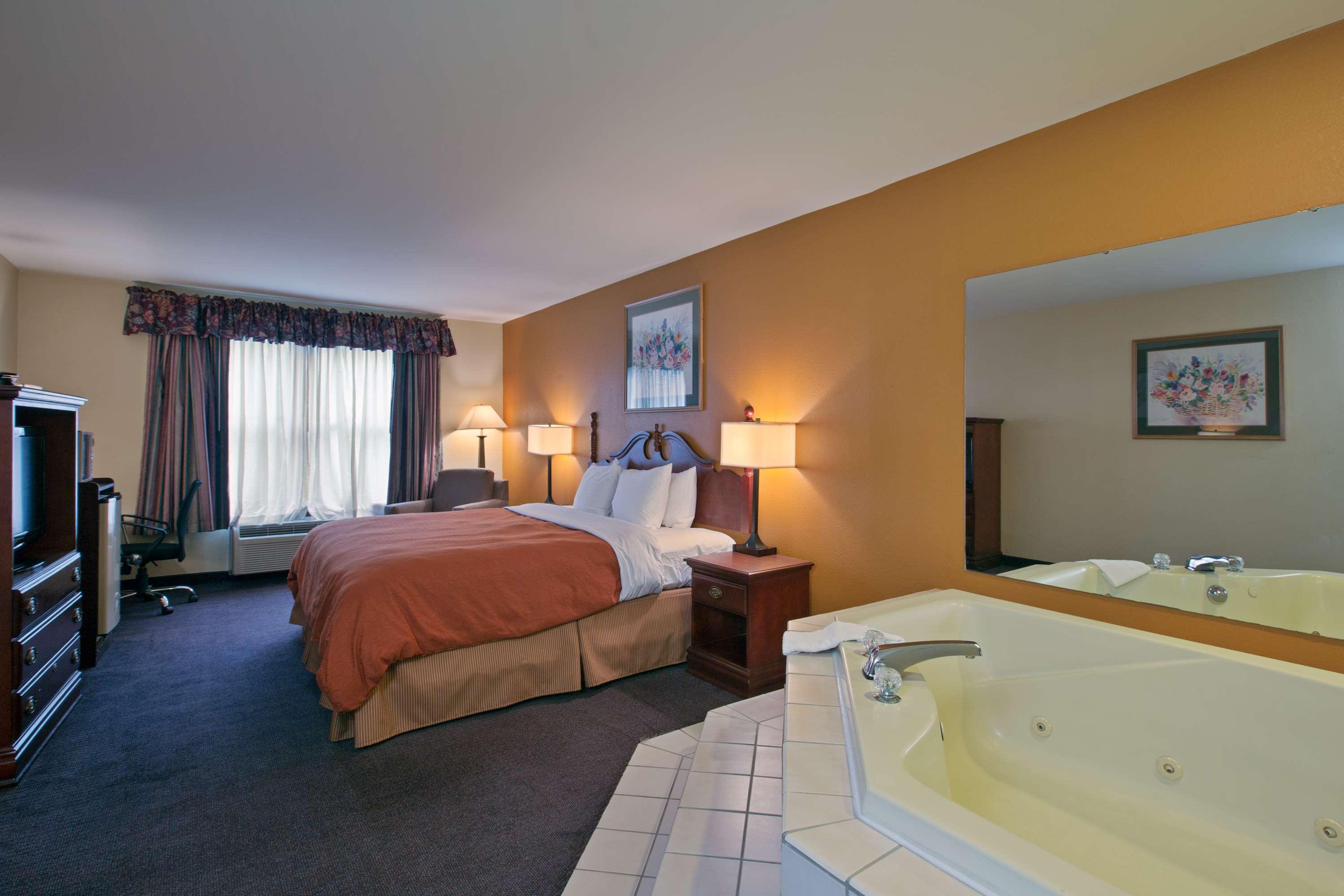 Country Inn & Suites By Radisson, Richmond I-95 South, Va Bellwood Экстерьер фото